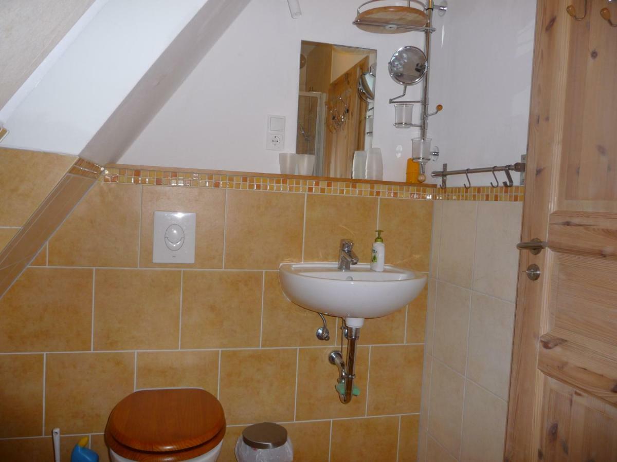 Haus Bergwiese - Fuer Naturfreunde, Familien, Wanderer Gehlberg Bagian luar foto